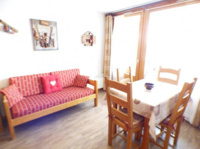 Studio cabine au centre des Saisies avec balcon, pour 5 personnes, proche commerces, exposé sud - FR-1-594-109